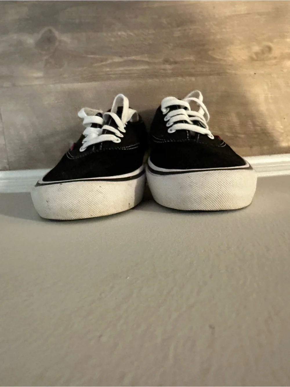 Vans Black Canvas Low-Top w/Black Velvet Trim